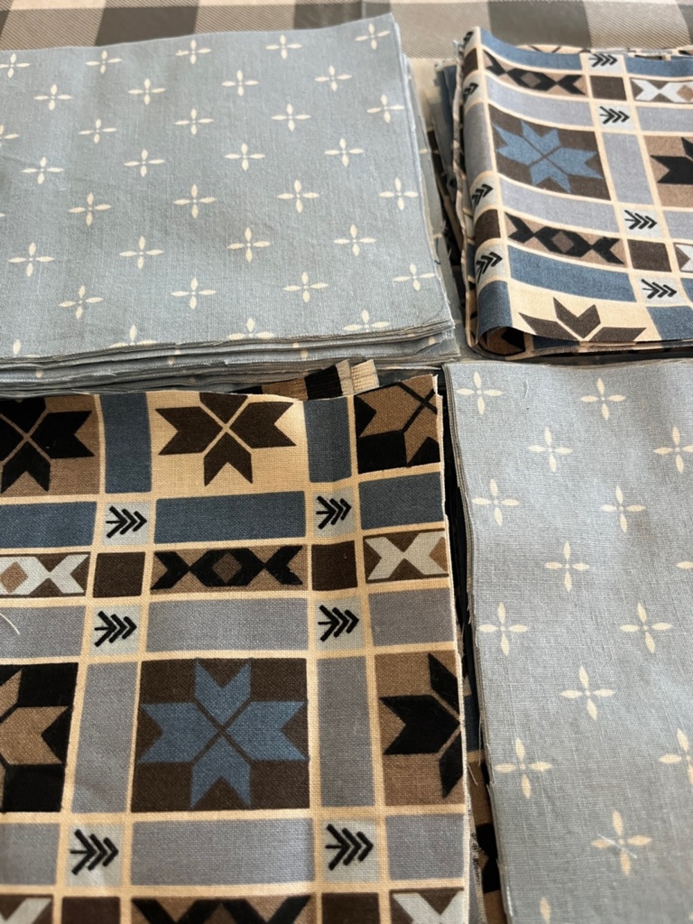 Quilt cotton stars 
Blue & Tan Geometric Cotton Fabric Bundle.